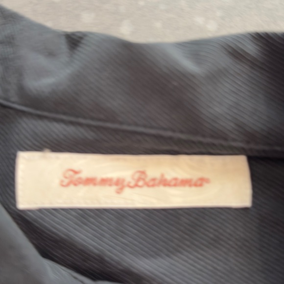 Tommy Bahama Mens Camp Shirt - Picture 5 of 7